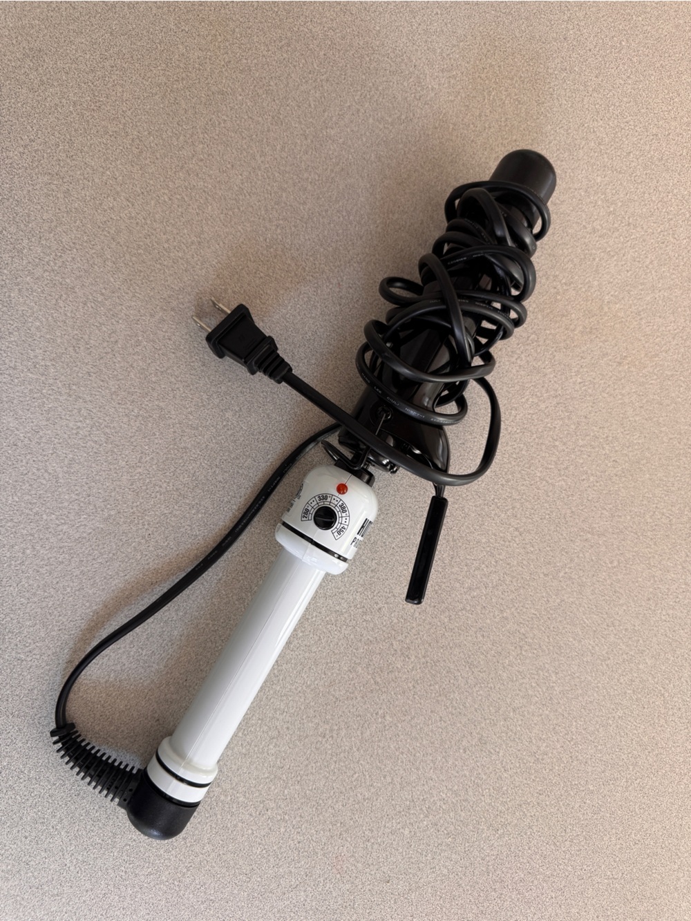Hot Tools Ceramic Curling Iron - 1.5"